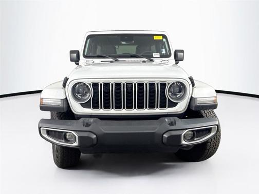 2024 Jeep Wrangler 4-Door Sahara 4x4