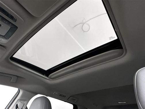 Midnight Black Metallic 2024 Toyota Sienna XLE