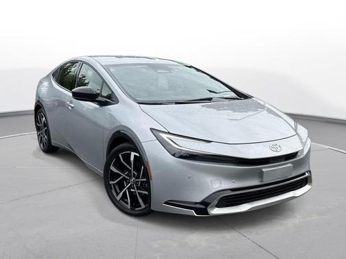 Cutting Edge 2025 Toyota Prius Plug-In Hybrid XSE