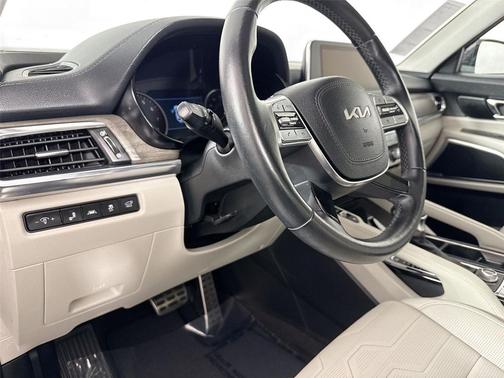 Gravity Grey 2022 Kia Telluride SX