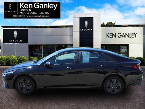 Black 2023 Hyundai ELANTRA SEL