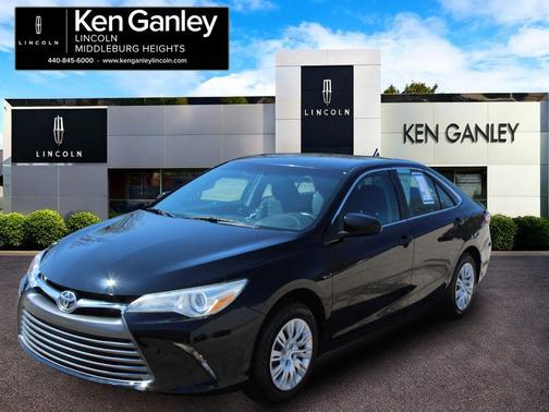 Midnight Black Metallic 2017 Toyota Camry LE