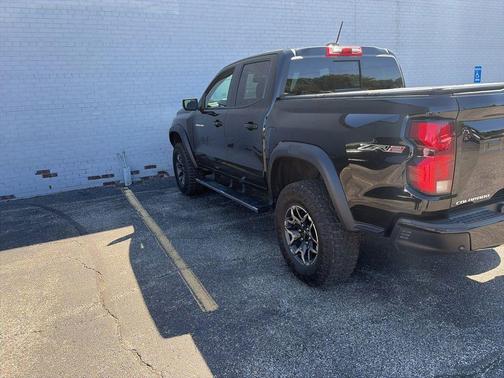Black 2024 Chevrolet Colorado ZR2