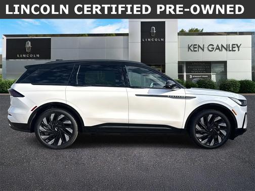 2025 Lincoln Nautilus Reserve