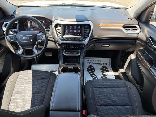 White 2023 GMC Acadia SLE