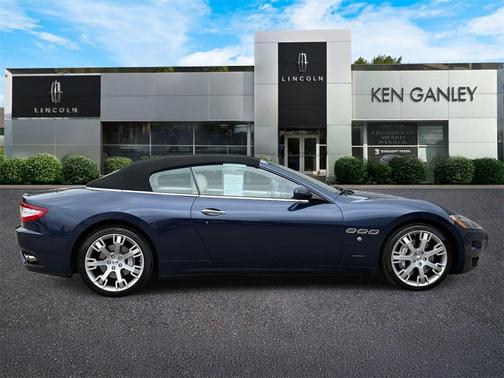 2015 Maserati GranTurismo Base