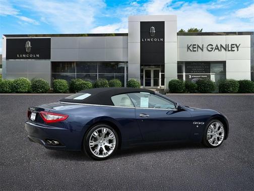 2015 Maserati GranTurismo Base