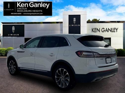 2022 Lincoln Nautilus Reserve