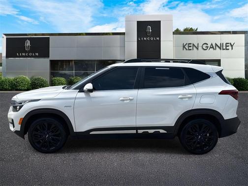 2023 Kia Seltos Nightfall