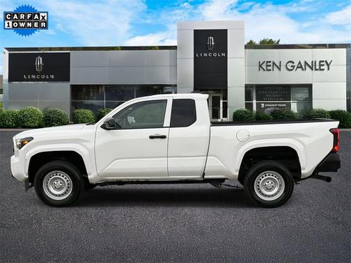 2025 Toyota Tacoma SR