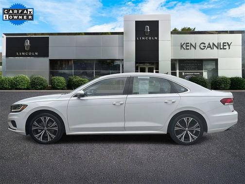 2022 Volkswagen Passat 2.0T SE