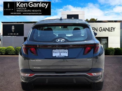 Gray 2024 Hyundai TUCSON SE