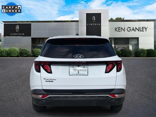 2024 Hyundai TUCSON SE