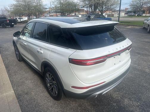 Pristine White 2023 Lincoln Corsair Standard