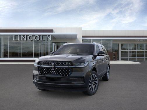 Black 2025 Lincoln Navigator Black Label