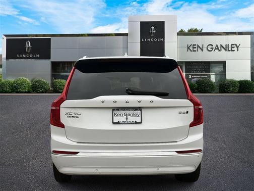 2023 Volvo XC90 B6 Ultimate 6-Seater