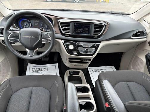 White 2023 Chrysler Voyager LX