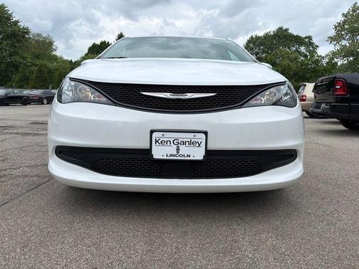 White 2023 Chrysler Voyager LX