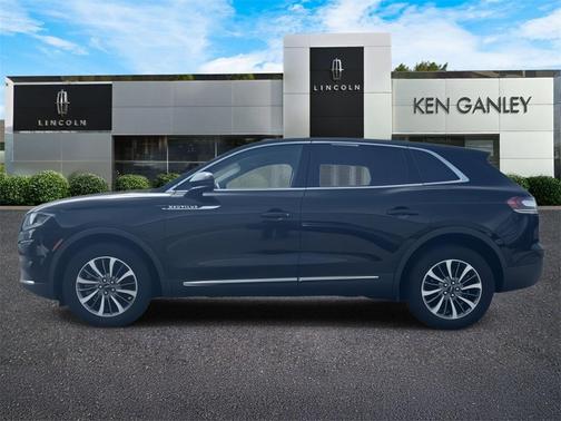 2022 Lincoln Nautilus Standard