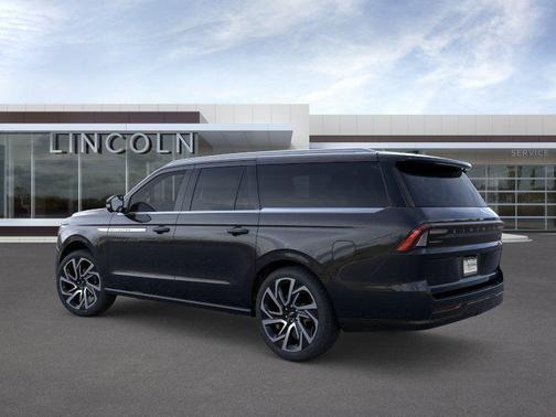 Black 2026 Lincoln Navigator L Reserve