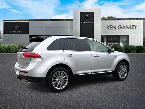 2015 Lincoln MKX Base