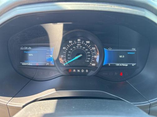 White 2024 Ford Edge SEL