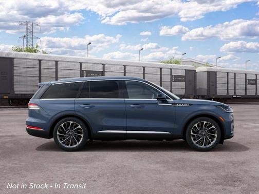 Whisper White 2027 Lincoln Aviator Reserve AWD
