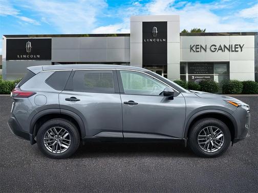 2022 Nissan Rogue S