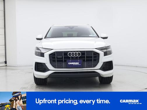 2022 Audi Q8 Premium Plus
