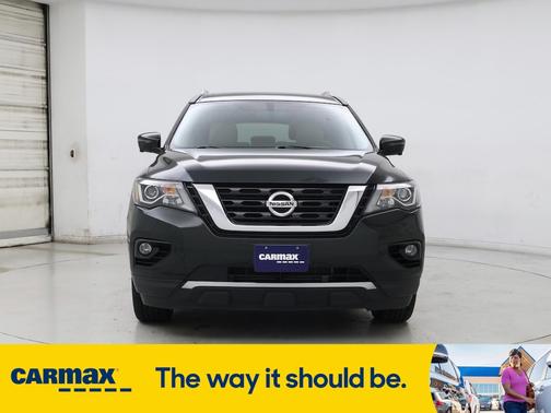 2018 Nissan Pathfinder Platinum