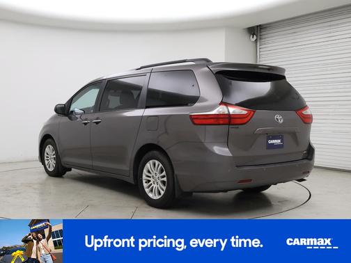 2016 Toyota Sienna XLE