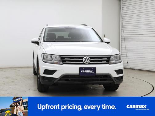 White 2021 Volkswagen Tiguan SE