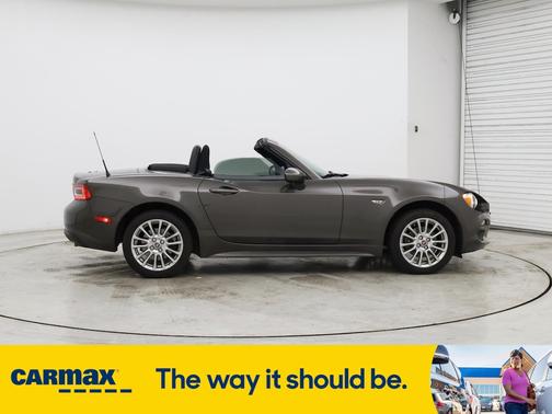 2018 FIAT 124 Spider Classica