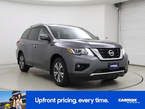 2019 Nissan Pathfinder SV