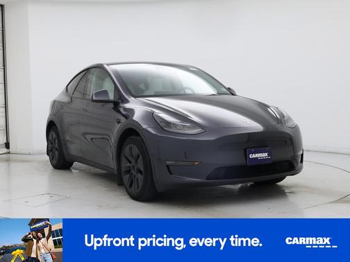 Gray 2024 Tesla Model Y Long Range