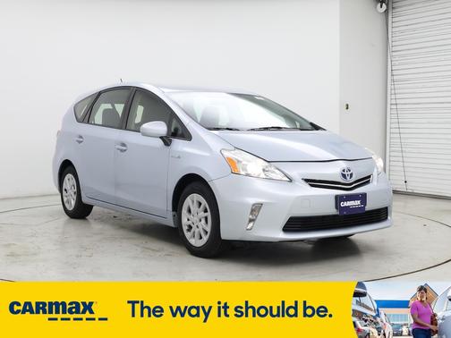 2013 Toyota Prius v Two