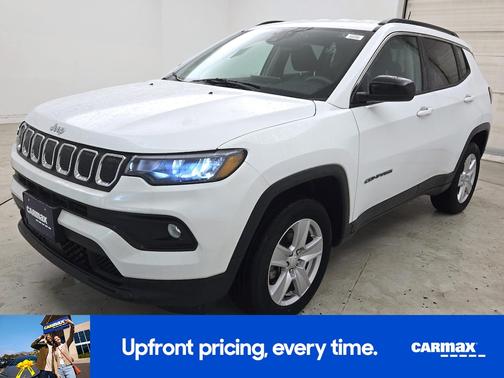 White 2022 Jeep Compass Latitude