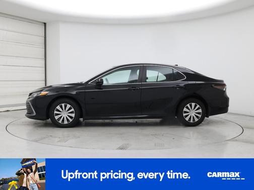 2022 Toyota Camry Hybrid LE
