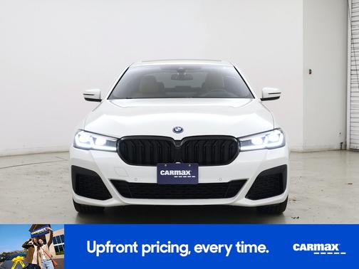 White 2023 BMW 530e