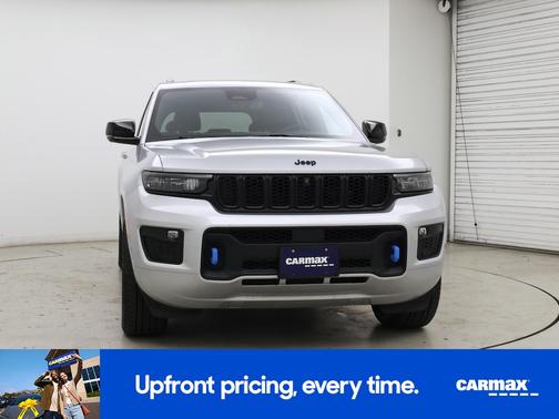 Silver 2024 Jeep Grand Cherokee 4xe Anniversary Edition