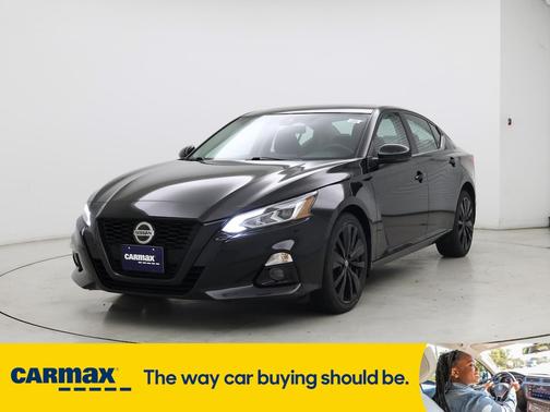 2022 Nissan Altima SR