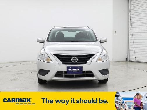2018 Nissan Versa SV