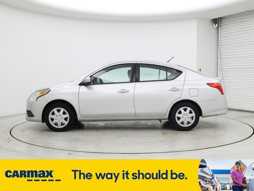 2018 Nissan Versa SV