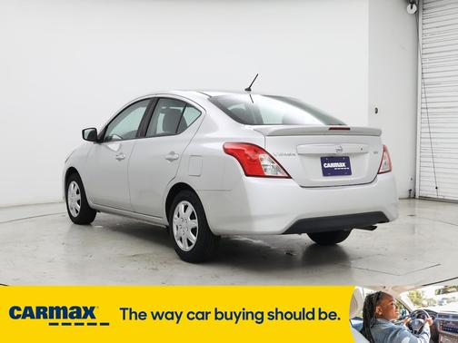 2018 Nissan Versa SV
