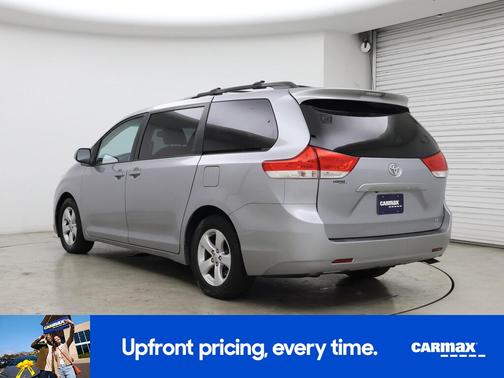 2014 Toyota Sienna LE