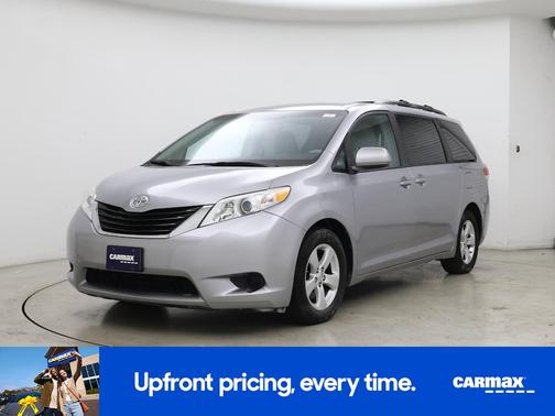 2014 Toyota Sienna LE