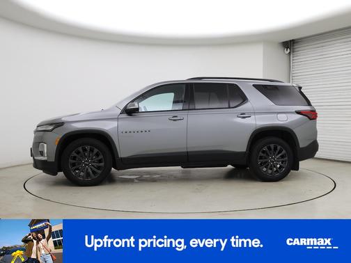 Gray 2023 Chevrolet Traverse RS