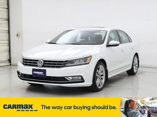 2017 Volkswagen Passat SE