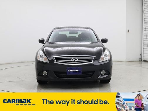 2015 INFINITI Q40