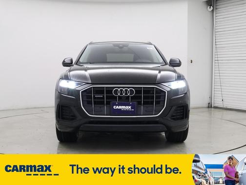 2019 Audi Q8 Premium Plus